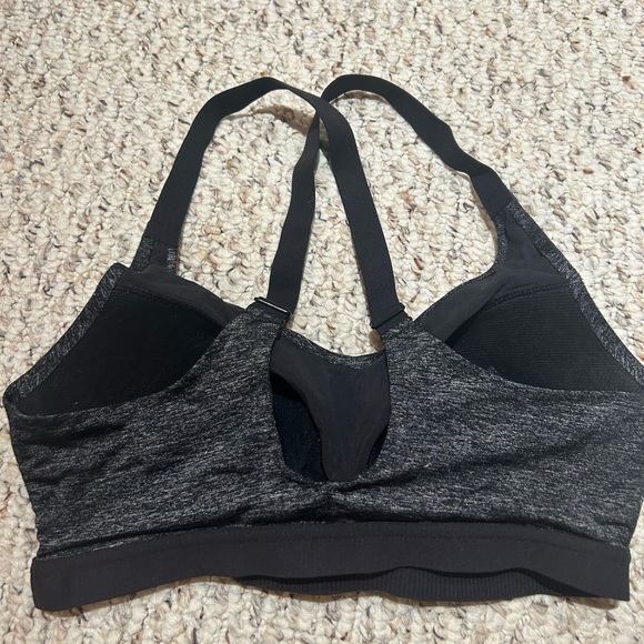 Victorias Secret Sports Bra - Picture 3 of 3